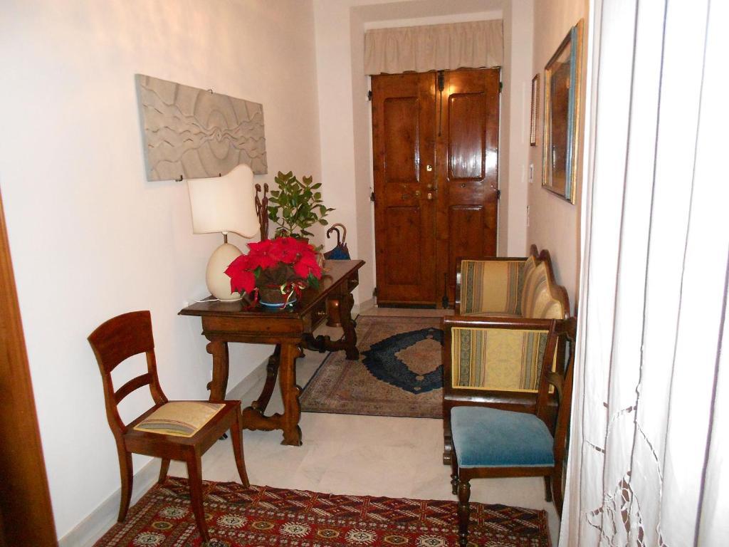 Tarussio Hotell Arezzo Exteriör bild