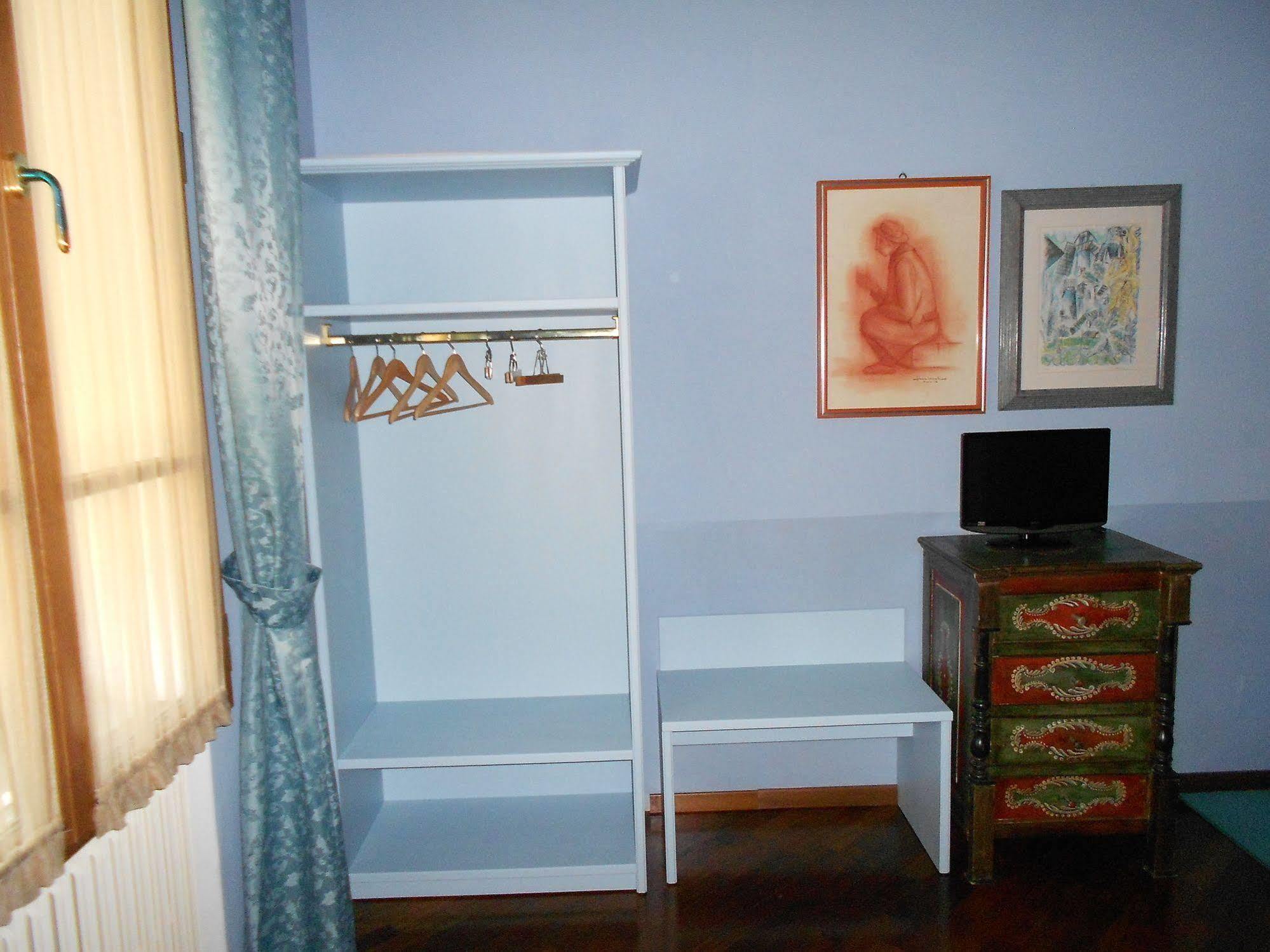 Tarussio Hotell Arezzo Exteriör bild