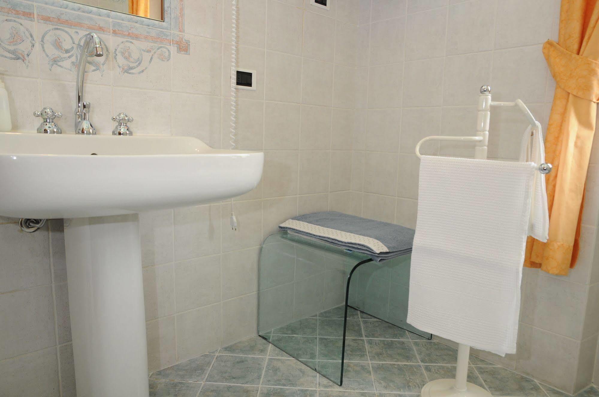 Tarussio Hotell Arezzo Exteriör bild